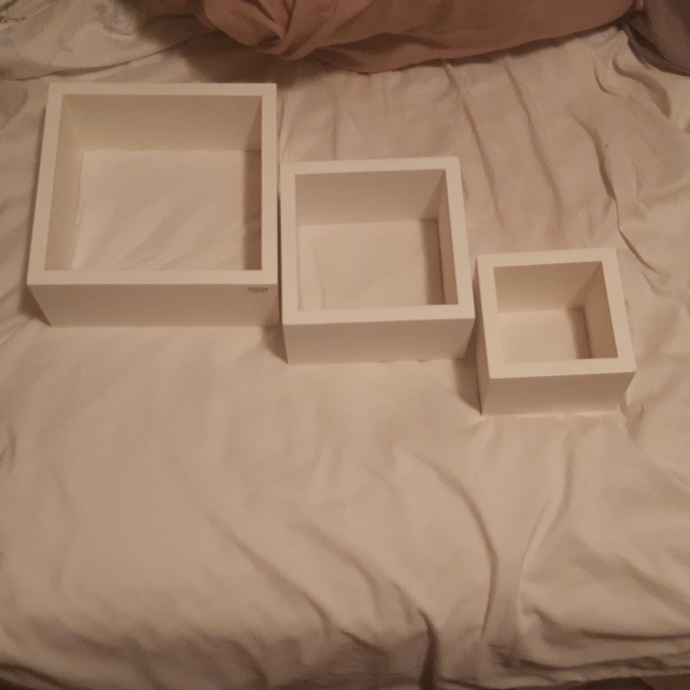 Square 3-Piece Shelf Set